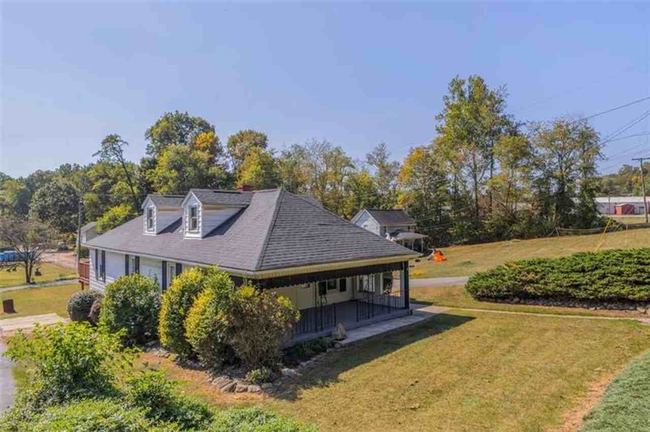 1517 Wampum Rd - Photo 2 of 37