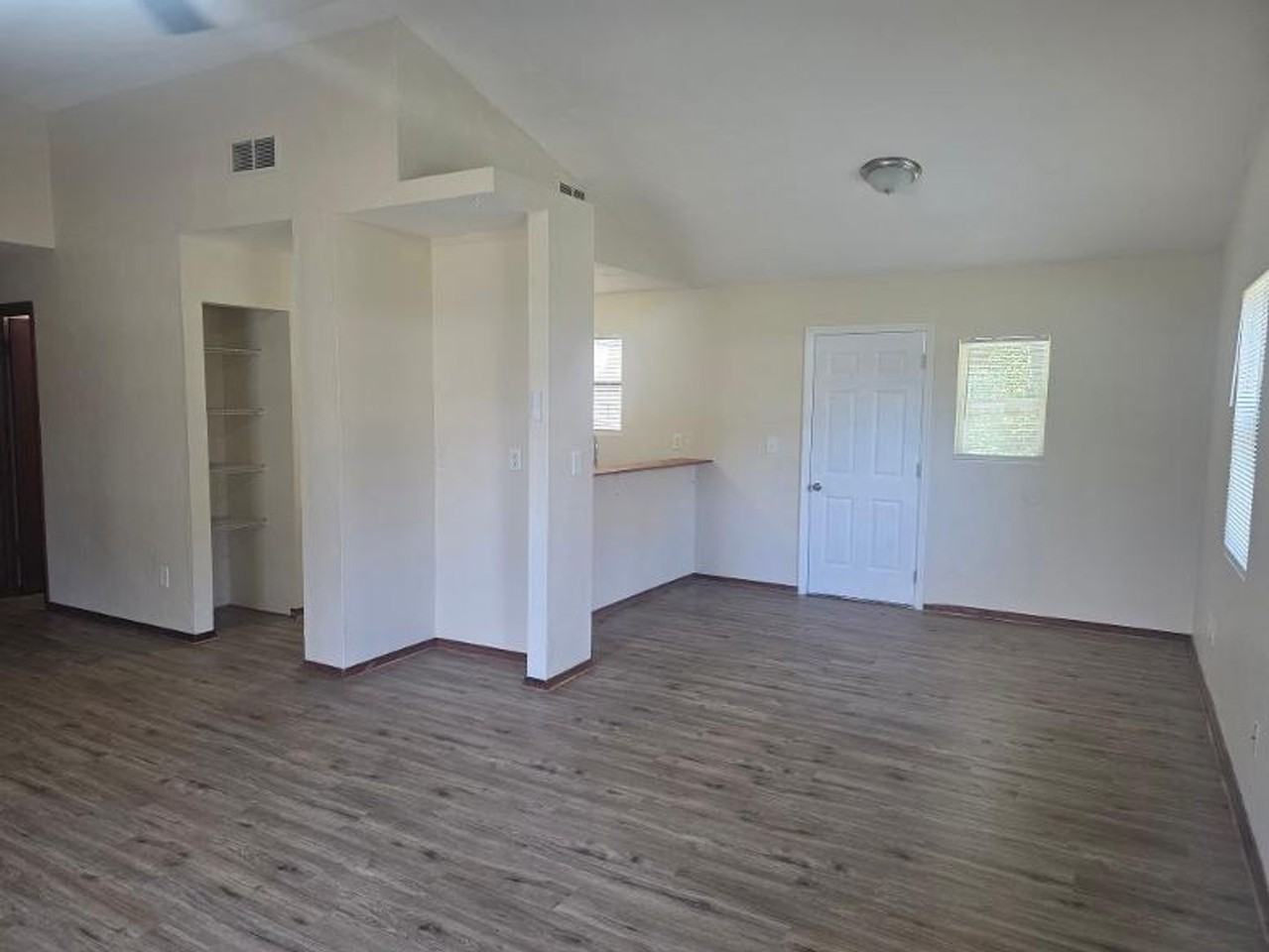 128 Eliam Rd - Photo 3 of 14