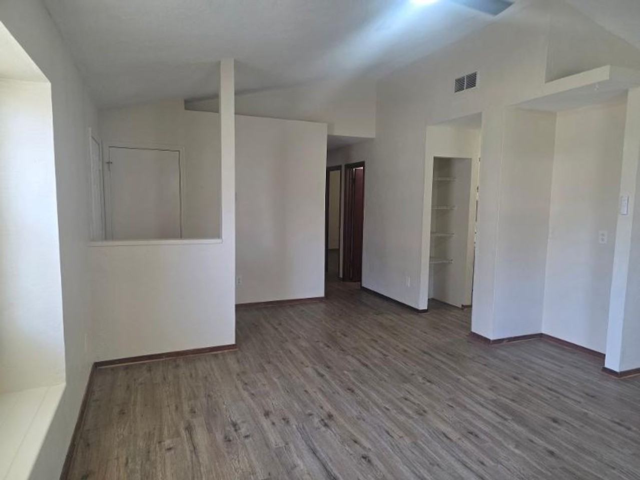 128 Eliam Rd - Photo 4 of 14