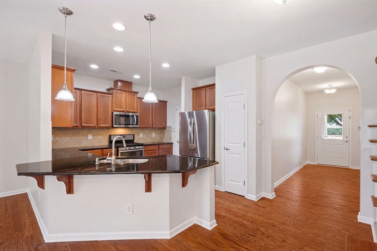 72 Argonaut Dr - Photo 7 of 27