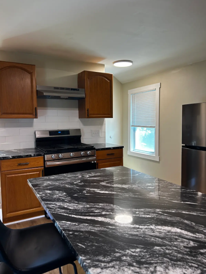 151 Campbell St - Photo 2 of 14