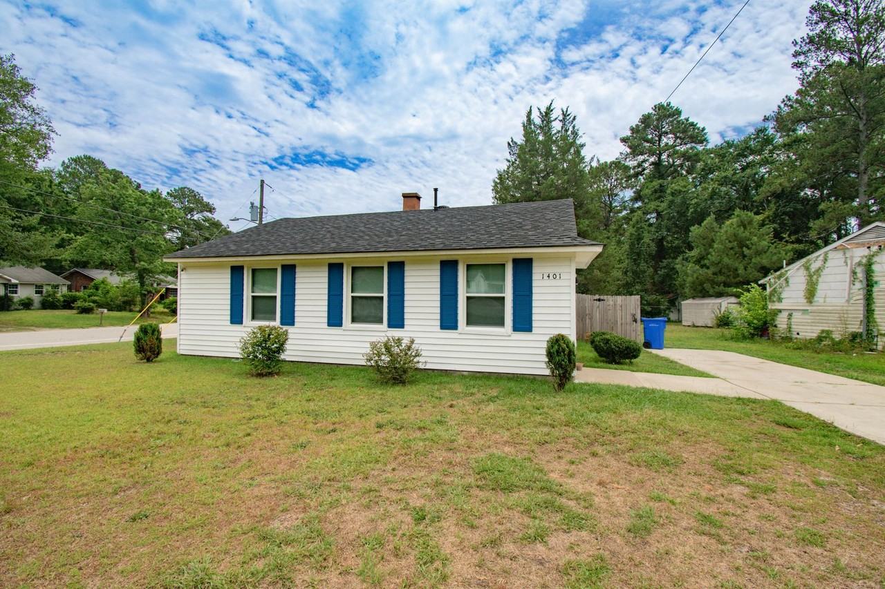 1401 Thelbert Dr