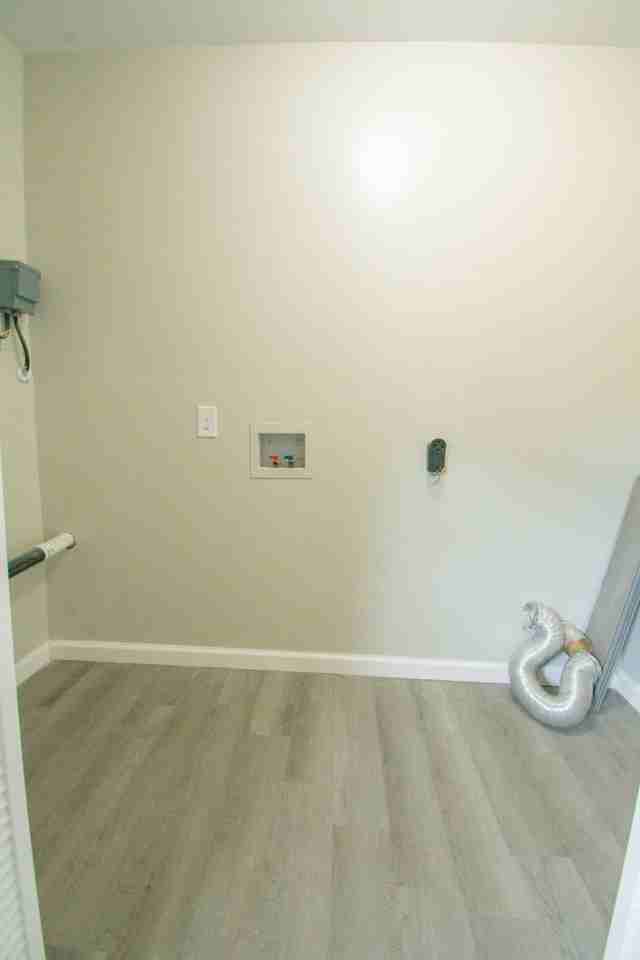 1401 Thelbert Dr - Photo 6 of 14