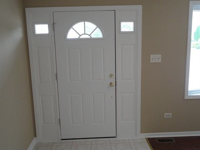 2112 Hastings Dr - Photo 2 of 20