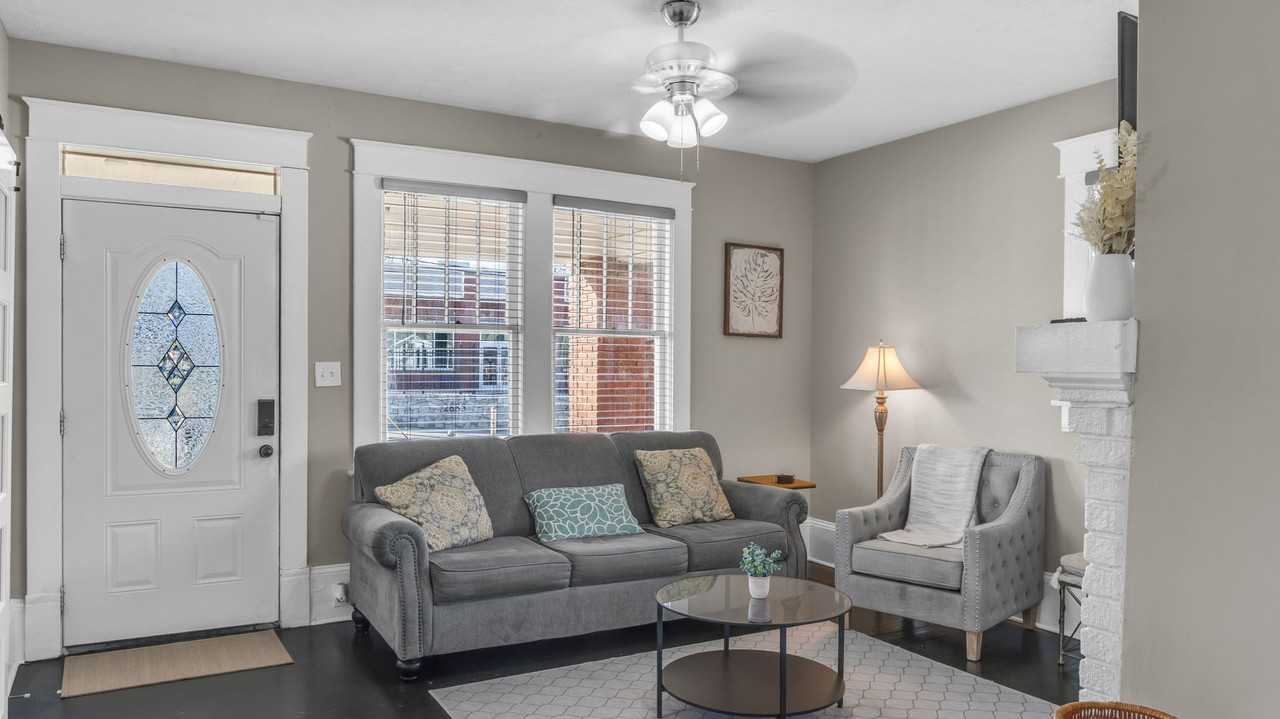 2882 Church St - Photo 3 of 14