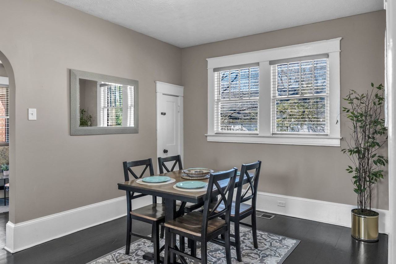2882 Church St - Photo 4 of 14