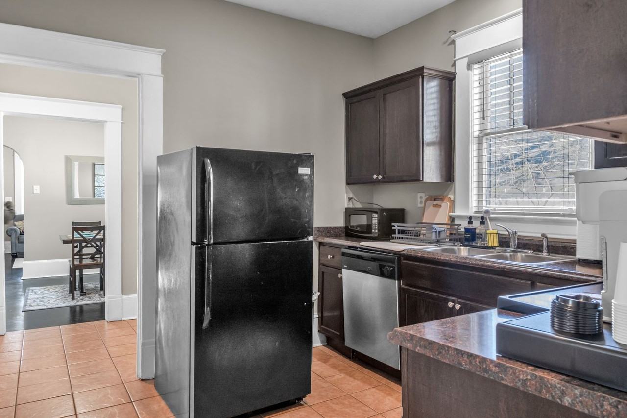 2882 Church St - Photo 6 of 14