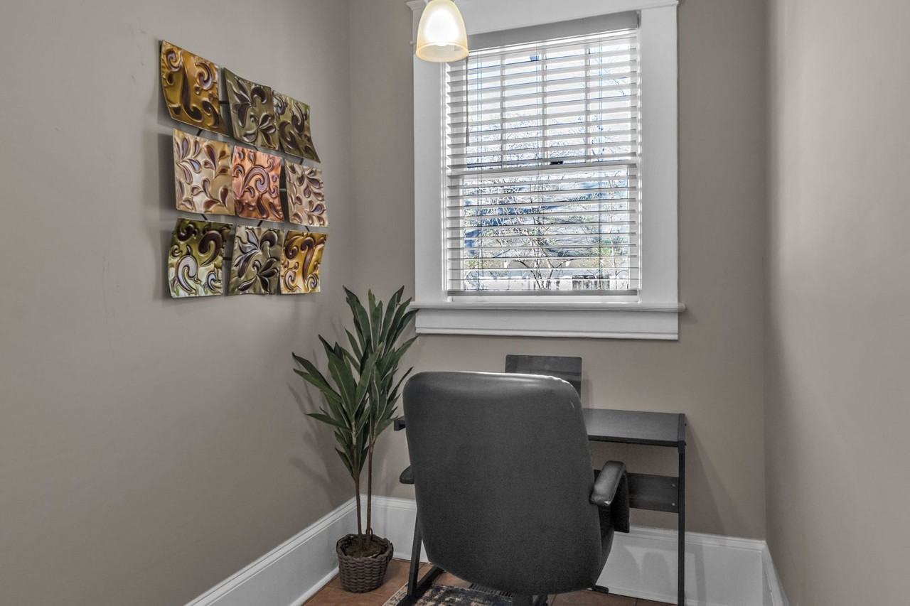 2882 Church St - Photo 7 of 14