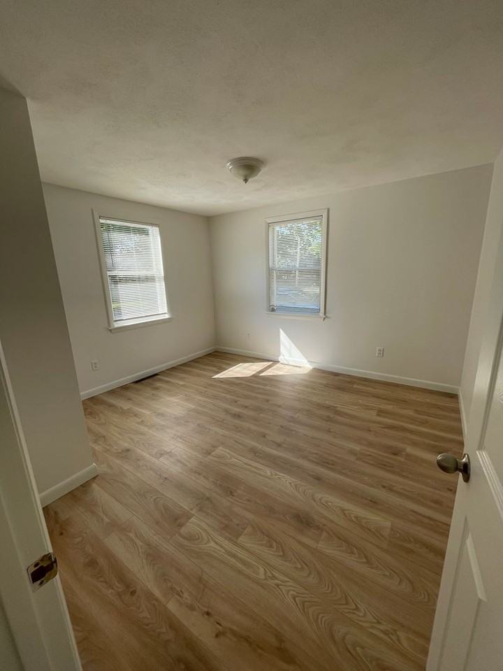 22 Mason Street Ext - Photo 6 of 14