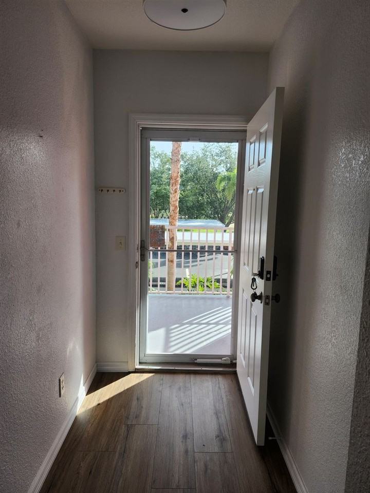 2061 Willow Hammock Cir #202 - Photo 4 of 17