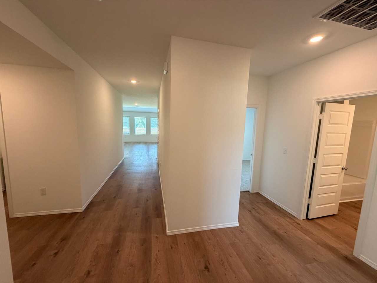 4323 4323 S Blackberry St - Photo 3 of 29