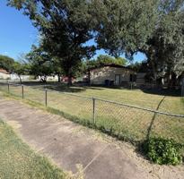 featured image of 2812 Live Oak Dr