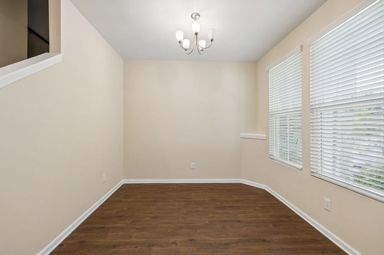 812 Kennear Ln - Photo 5 of 14