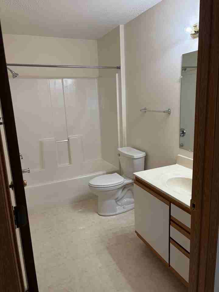 Cherokee Drive Apartments, LLC - Photo 6 of 16