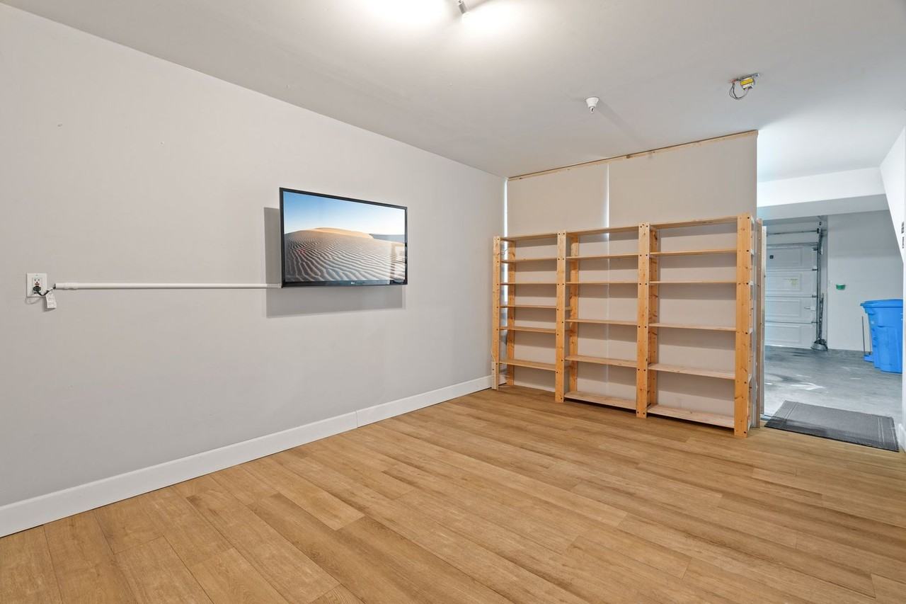 835 Transill Cir - Photo 3 of 17