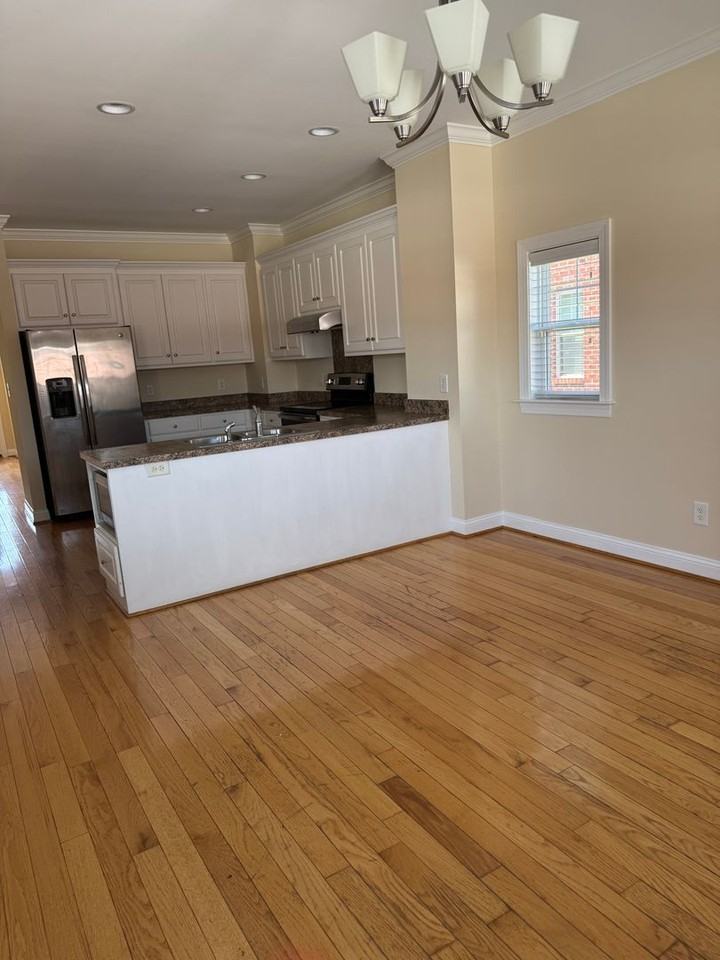 3759 Savannah Way - Photo 5 of 10