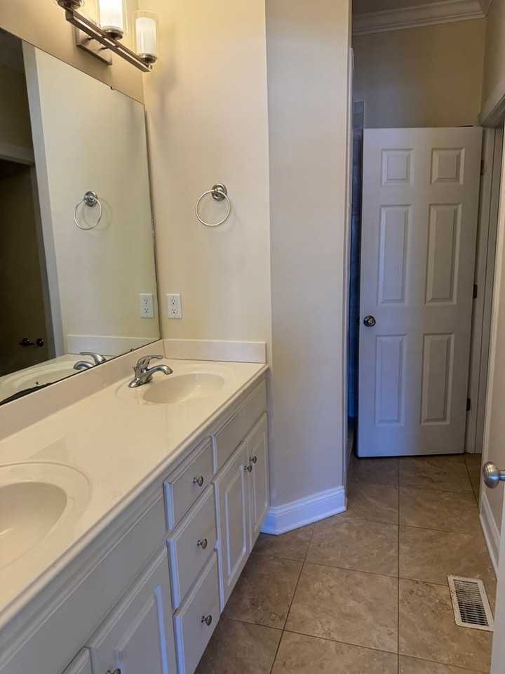 3759 Savannah Way - Photo 7 of 10