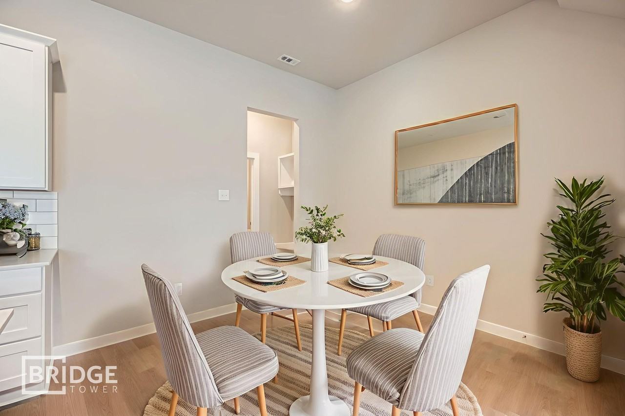 908 Hudson Way - Photo 4 of 7