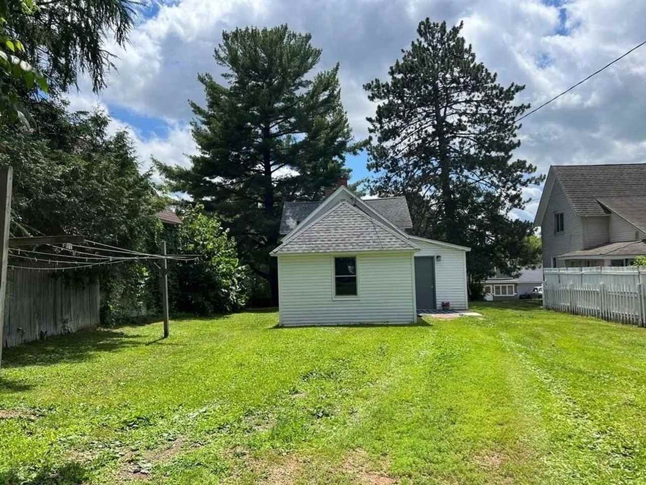 808 Grand Ave - Photo 6 of 24
