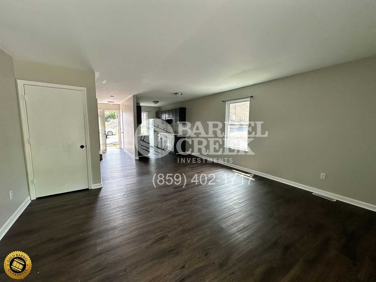 130 Ewing Ave - Photo 5 of 12