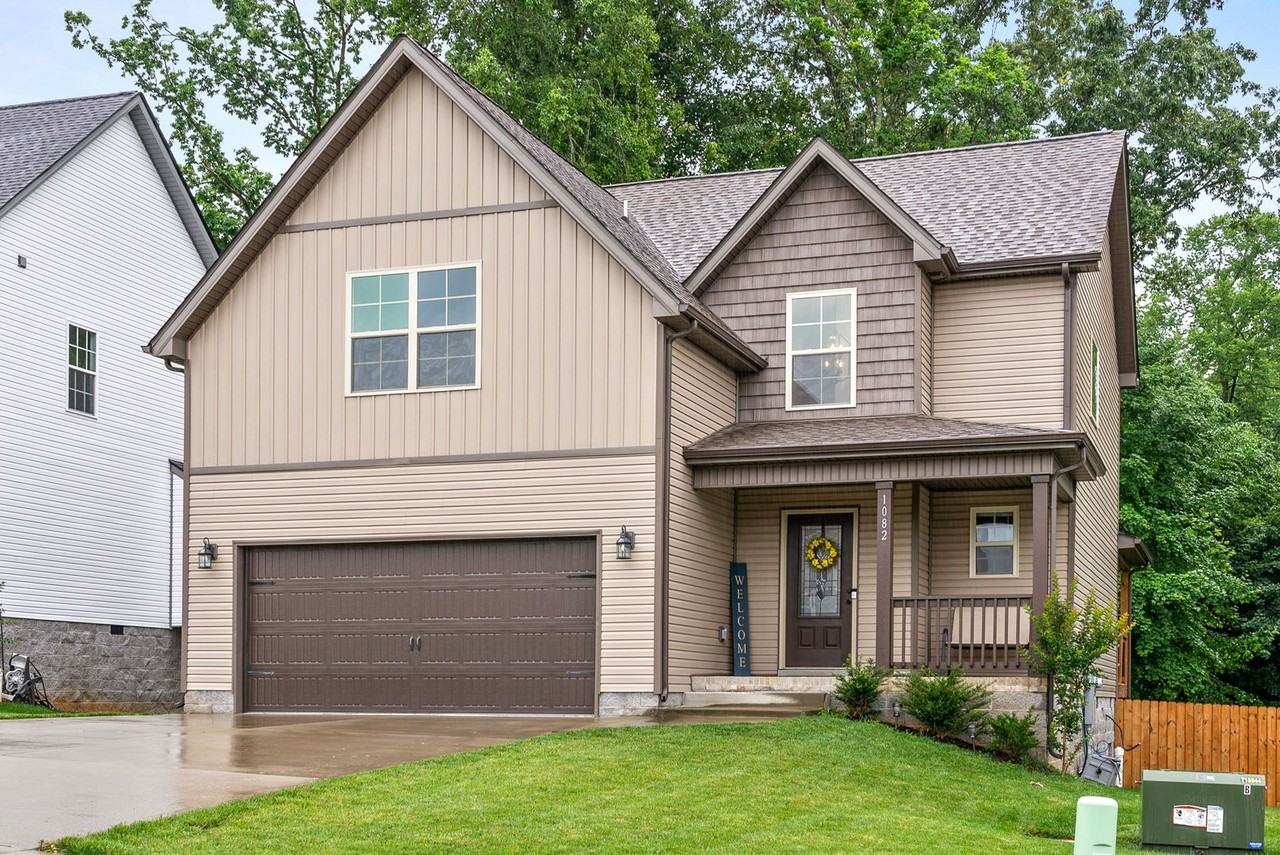 1082 Winesap Rd - Photo 3 of 31