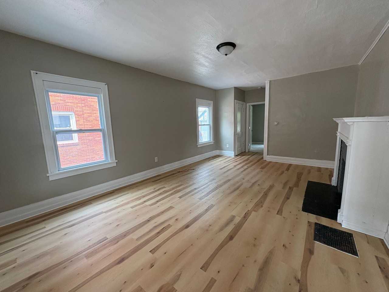 4224 Fairview Dr - Photo 5 of 14