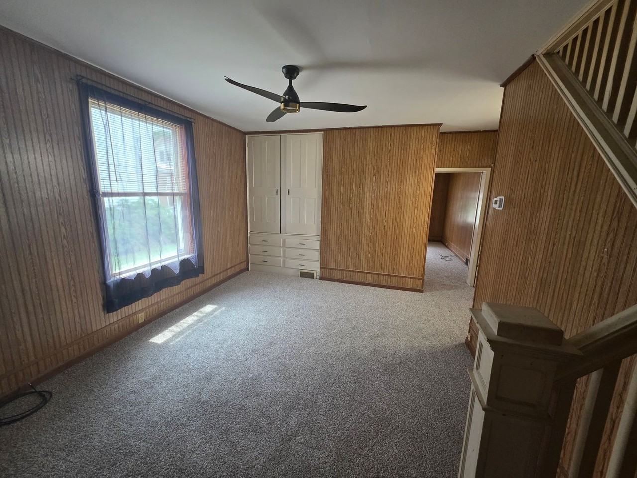 725 11th Ave - Photo 6 of 25