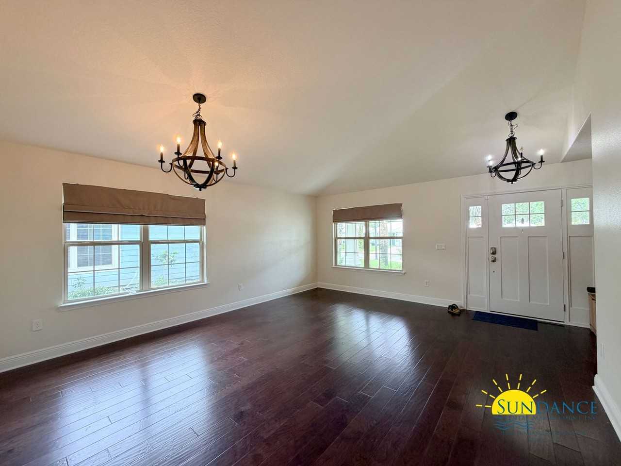 30 Golden Eagle Ct - Photo 3 of 37