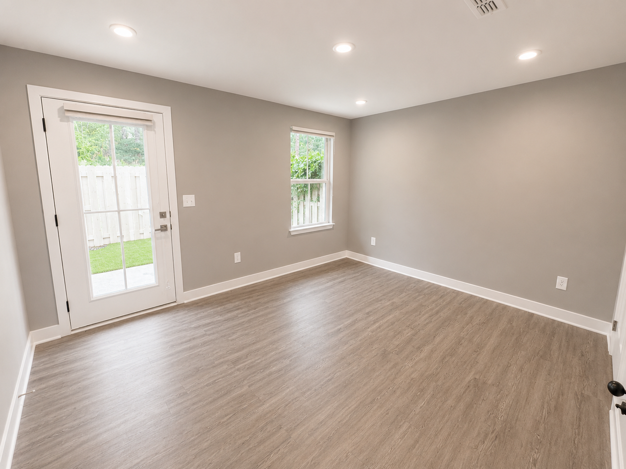 12 Questover Dr - Photo 2 of 13