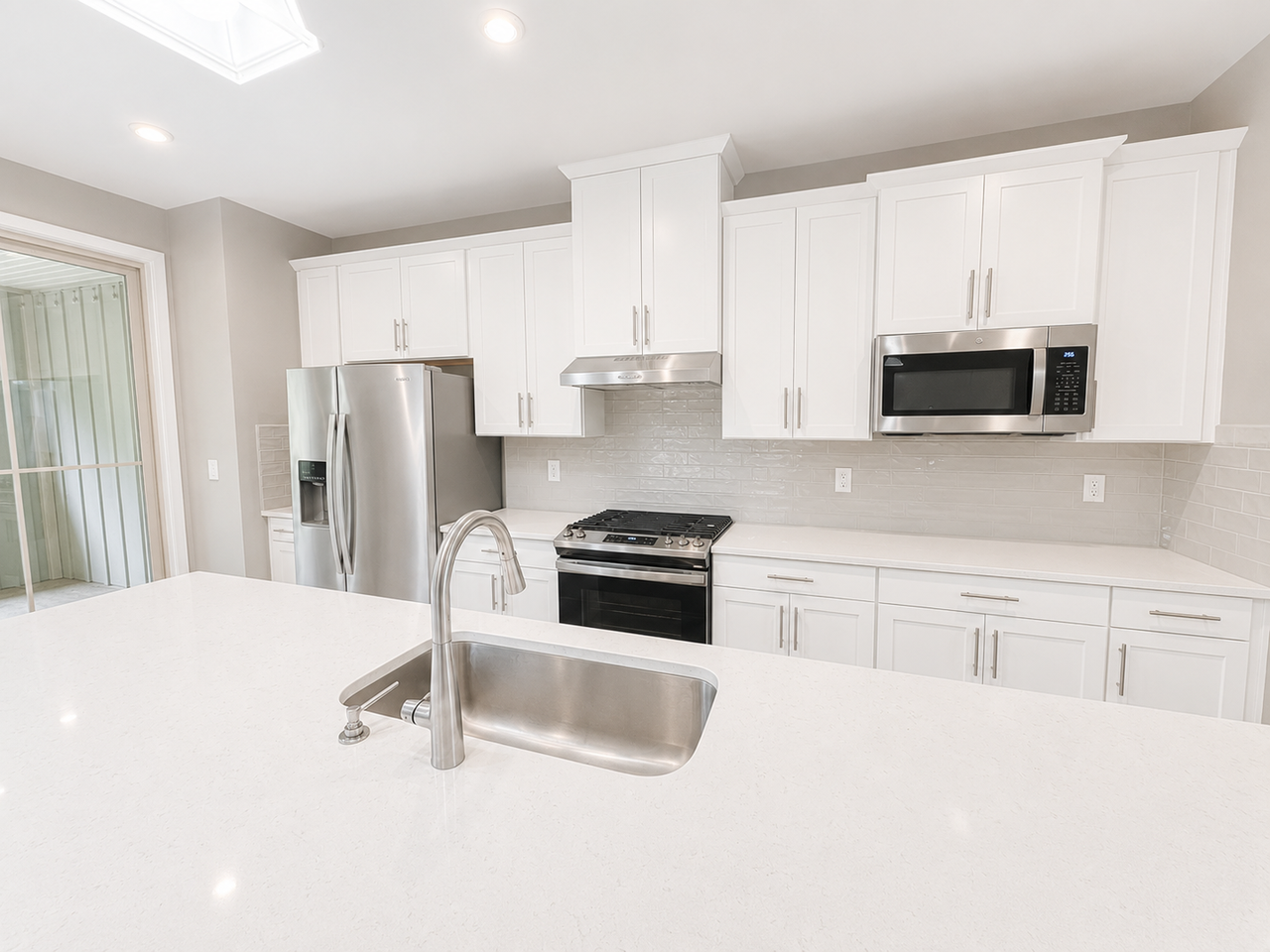 12 Questover Dr - Photo 3 of 13