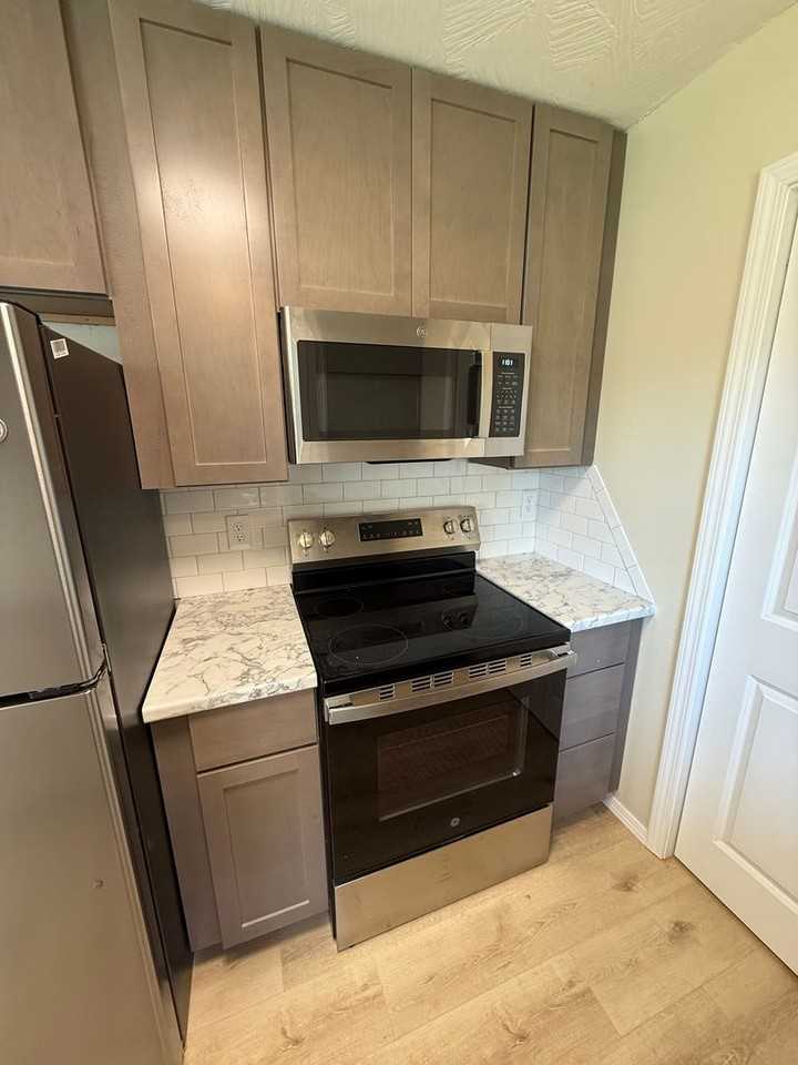 5842 Buttercup St - Photo 6 of 29