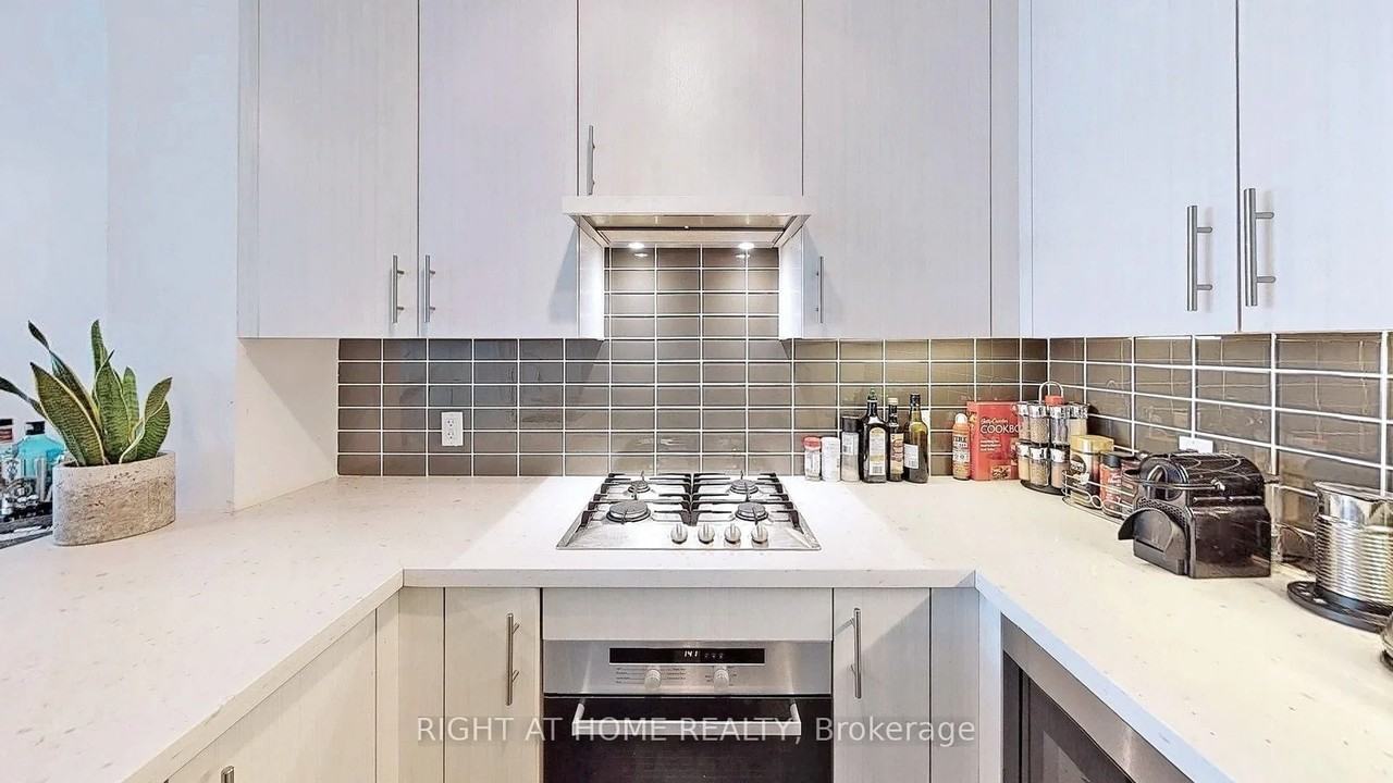 39 Queens Quay East - Photo 8