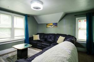 featured image of 611 Sherry St #UPPER