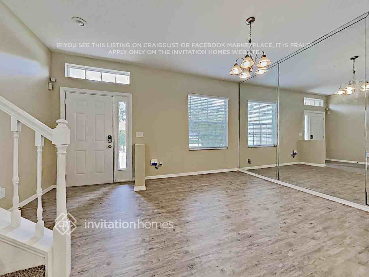 2762 Cullens Ct - Photo 4 of 18