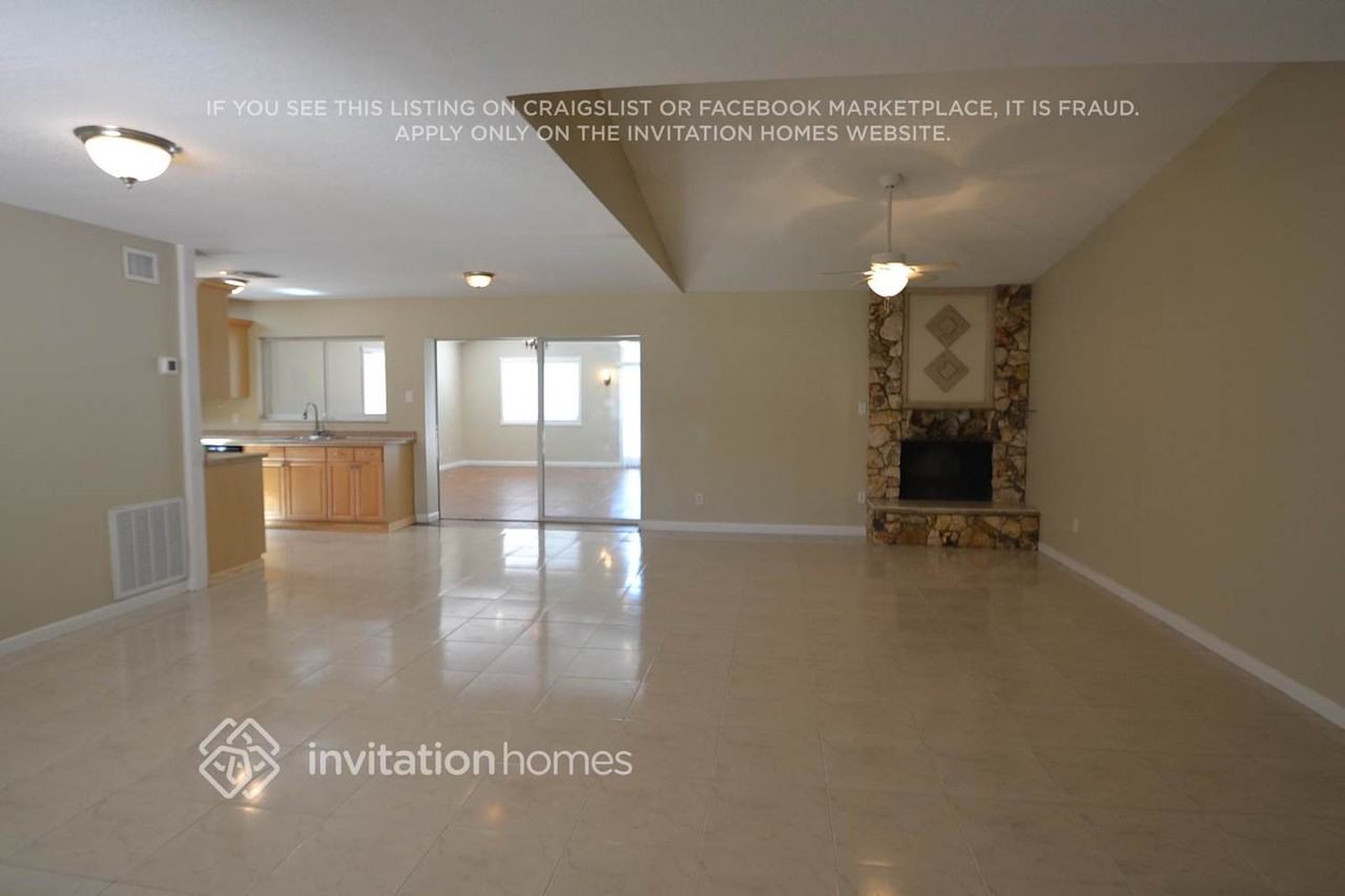 1137 Pheasant Cir - Photo 2 of 13
