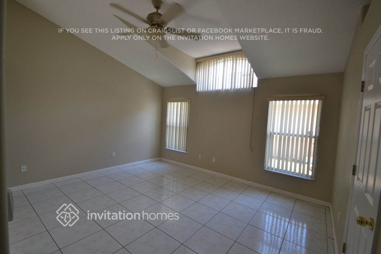 2330 Lily Pad Ln - Photo 5 of 11