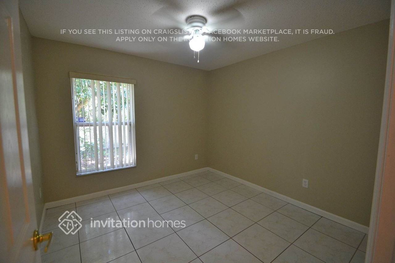 2330 Lily Pad Ln - Photo 7 of 11