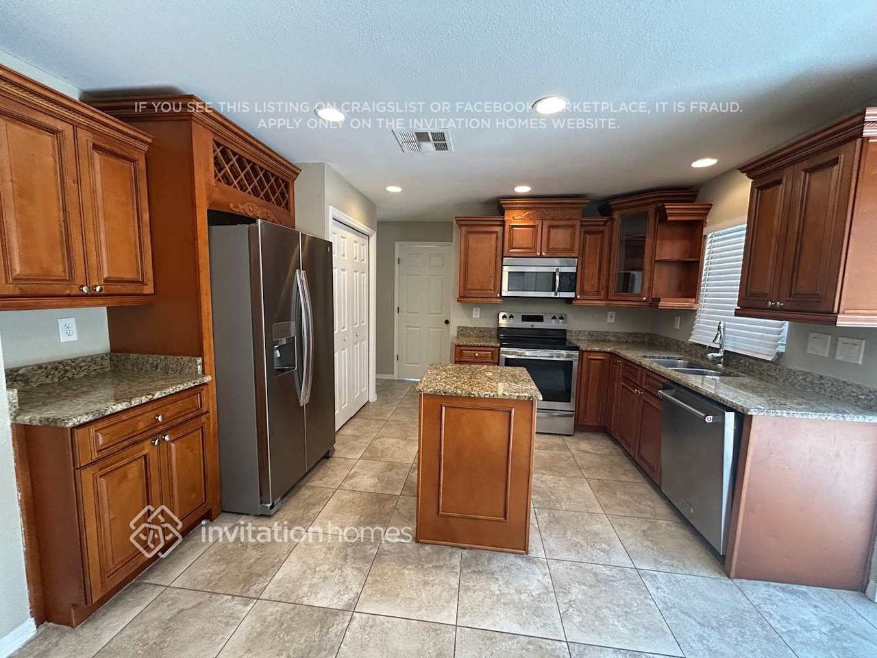 2404 Needham Dr - Photo 6 of 18