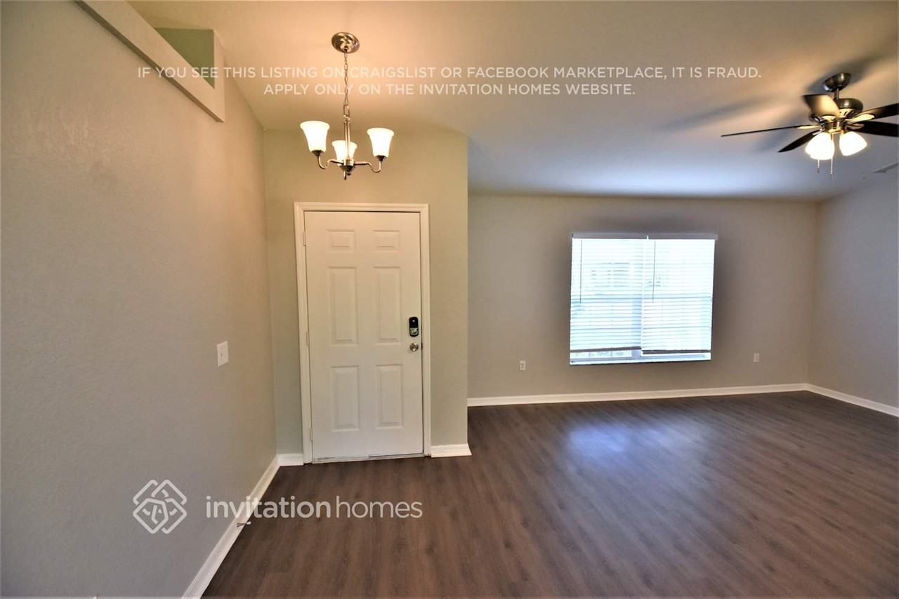 505 Seven Oaks St - Photo 4 of 21