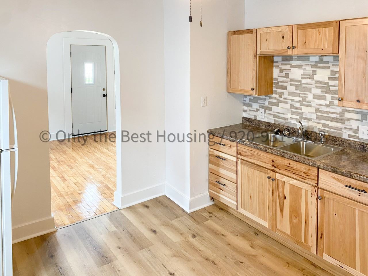 1307 W Bent Ave #1 - Photo 2 of 11