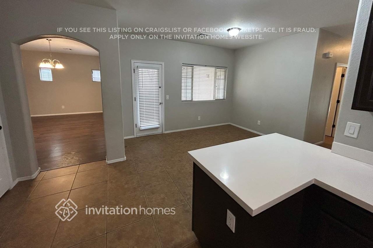 3425 E Vernon St - Photo 5 of 16