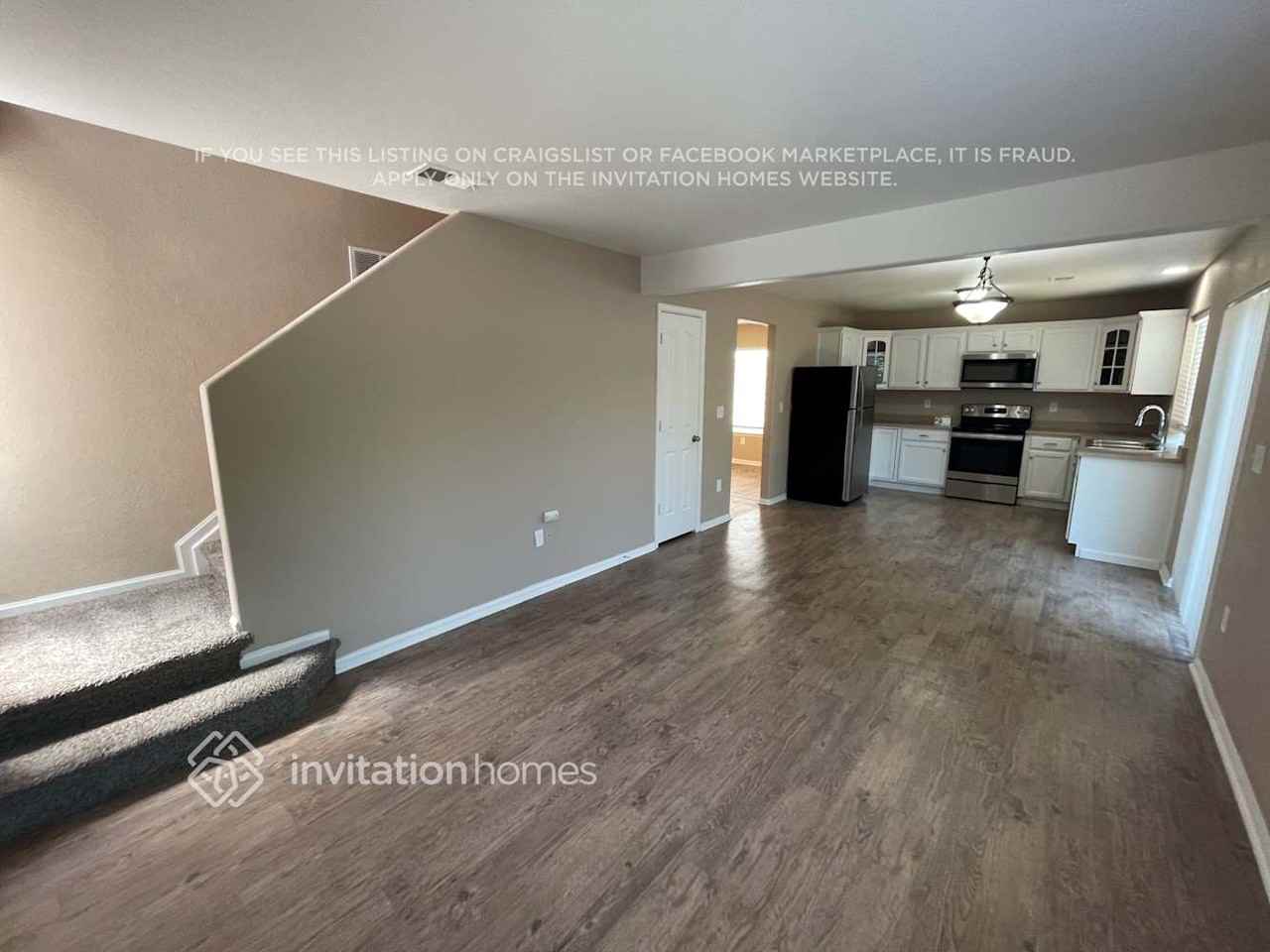 2302 Quartz St - Photo 4 of 21