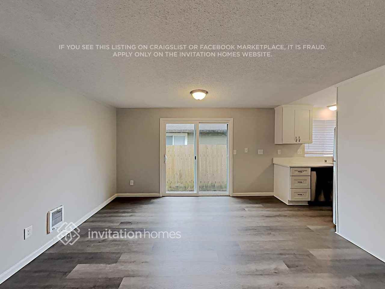 12428 42nd Ave Ne - Photo 6 of 19