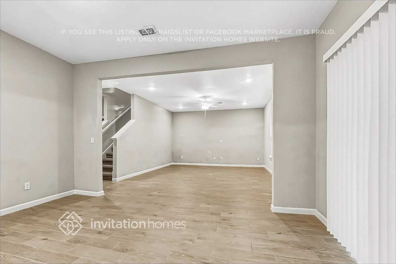 2463 Laylas Way - Photo 7 of 19