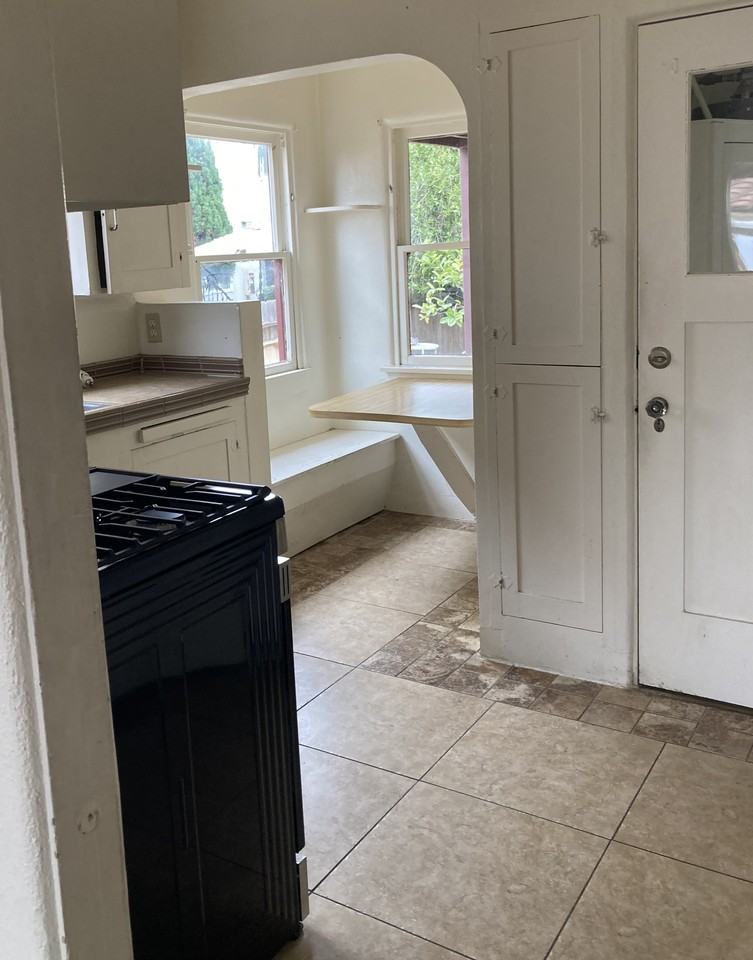 4438 Campus Ave #4438 - Photo 4 of 17