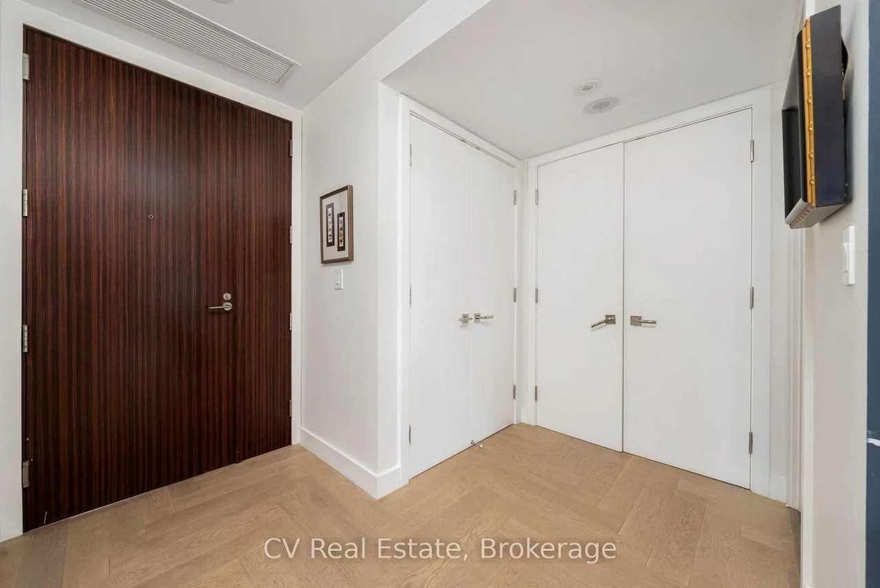 180 University Avenue - Photo 2