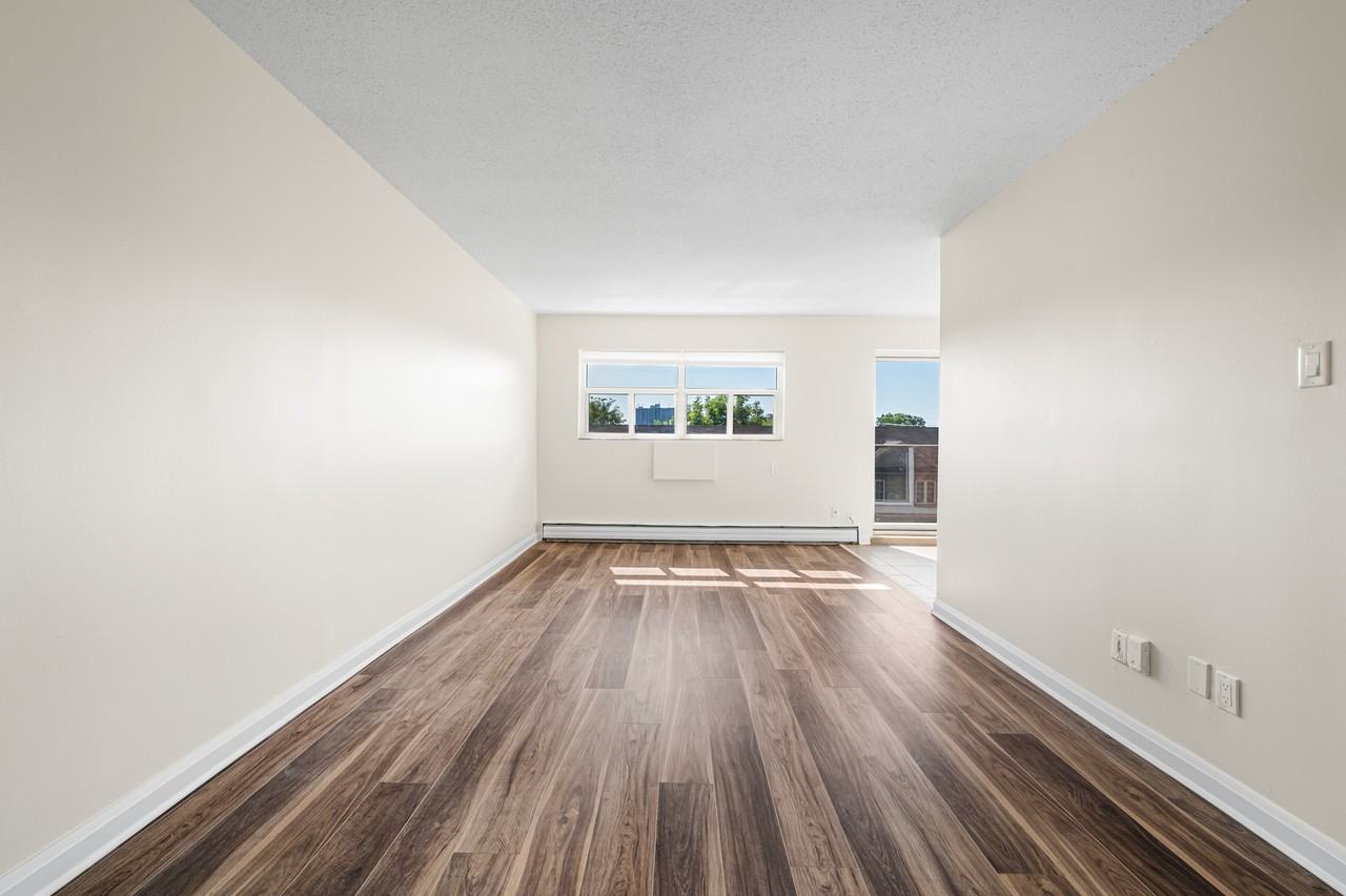 444 Connaught St - Photo 7 of 15