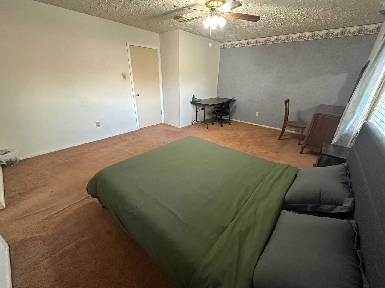 16527 Quail Briar Drive - Photo 3 of 10