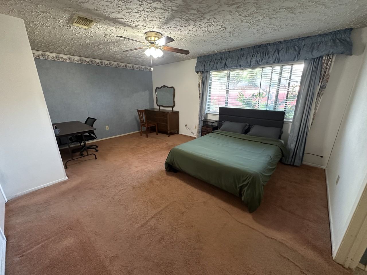 16527 Quail Briar Drive