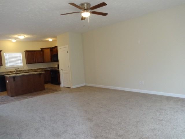 5562 Oak Chase Dr - Photo 3 of 10